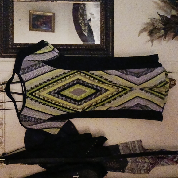 Dress - Picture 1 of 3